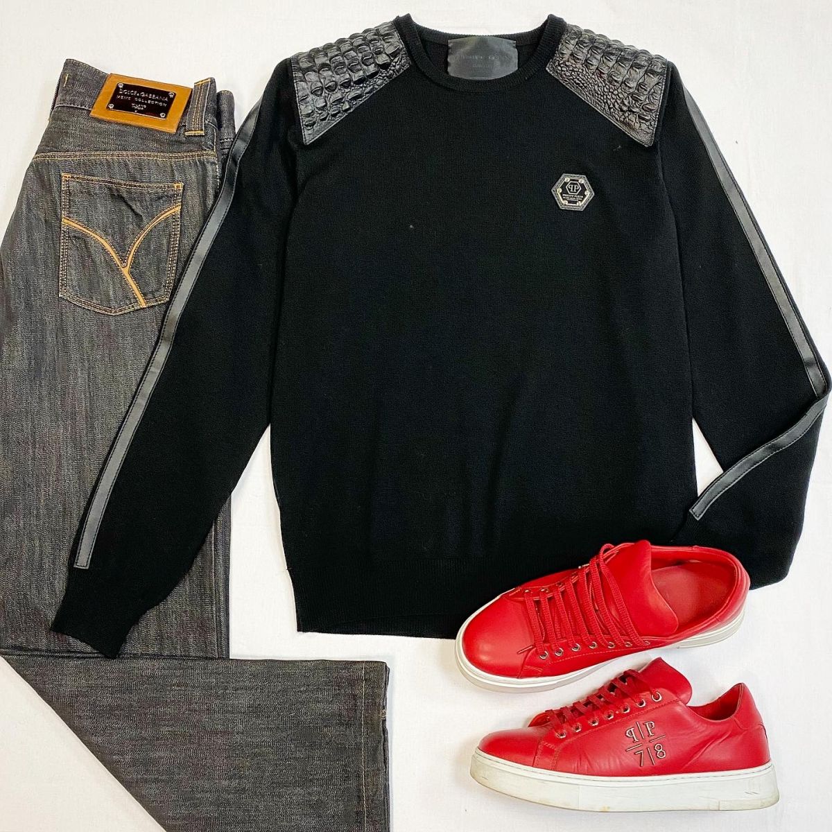 #mechtamen Кофта / отделка кожи / Philipp Plein размер XL цена 12 308 руб Джинсы Dolce Gabbana размер 48 цена 6 154 руб Кеды Philipp Plein размер 42 цена 15 385 руб