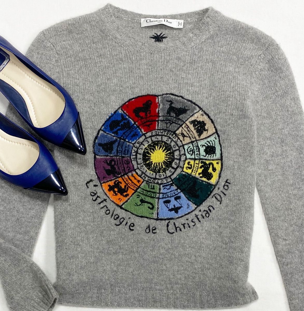 Кофта /кашемир/ Christian Dior размер 36 цена 39 138 руб
Балетки Christian Dior размер 40 цена 23 483 руб