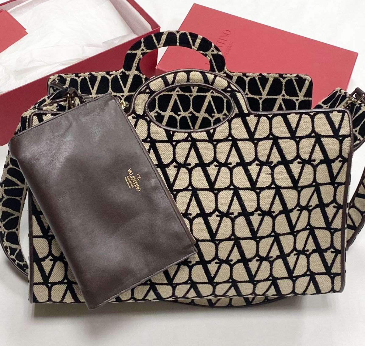 Сумка Valentino размер 40/25 цена 62 620 руб 