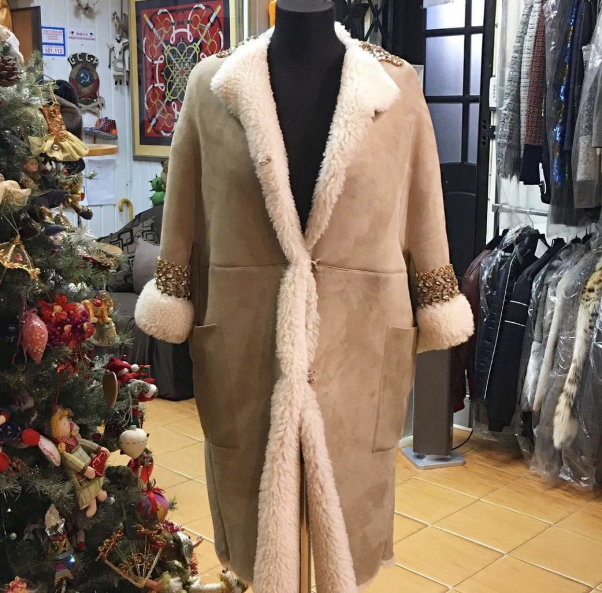 Дублёнка/камни/ ERMANNOSCERVINO  размер 38 цена 107 693 руб 