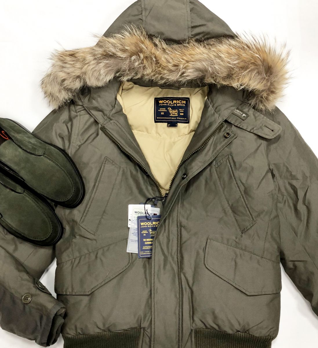 #mechtamen Пуховик Woolwich размер M/ L цена 31 310 руб
Лоферы Santoni размер 42 цена 31 310 руб