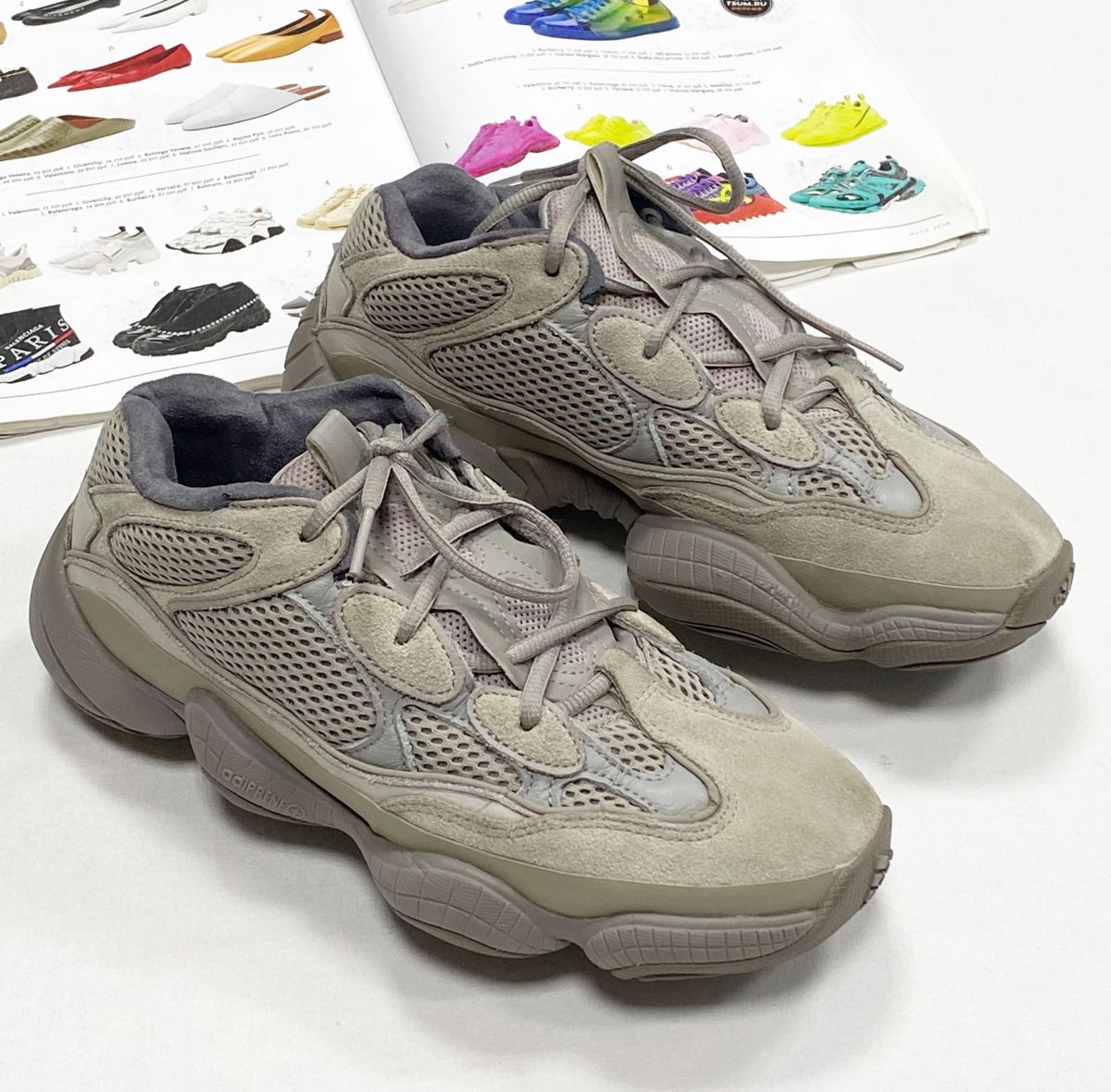 Кроссовки Adidas Yeezy размер 40 цена 10 959 руб