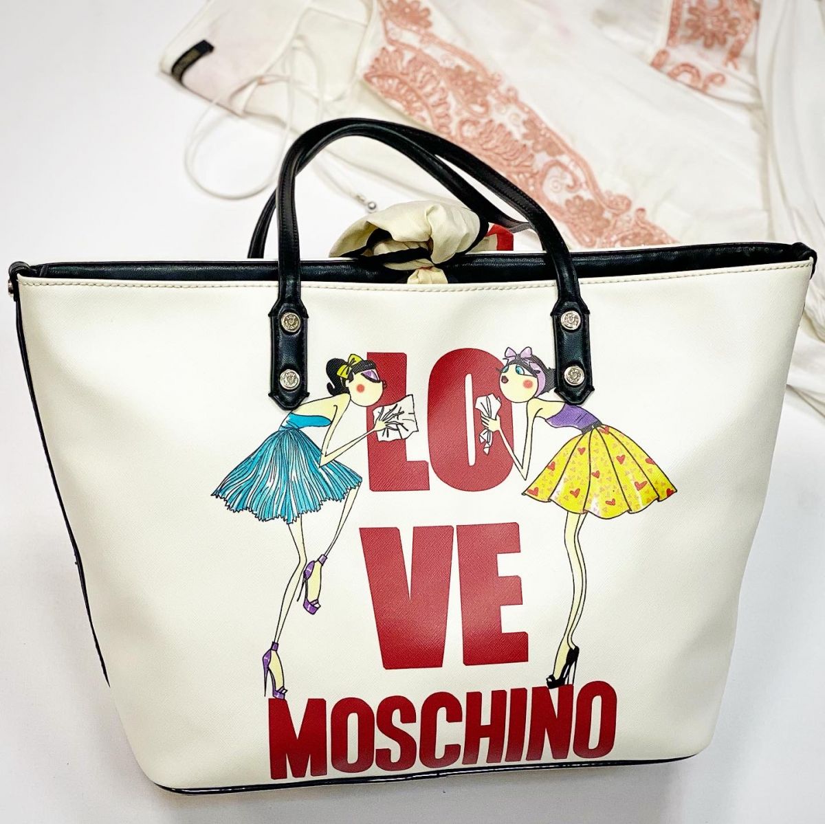 Сумка Love Moschino размер 35/28 цена 7 693 руб 