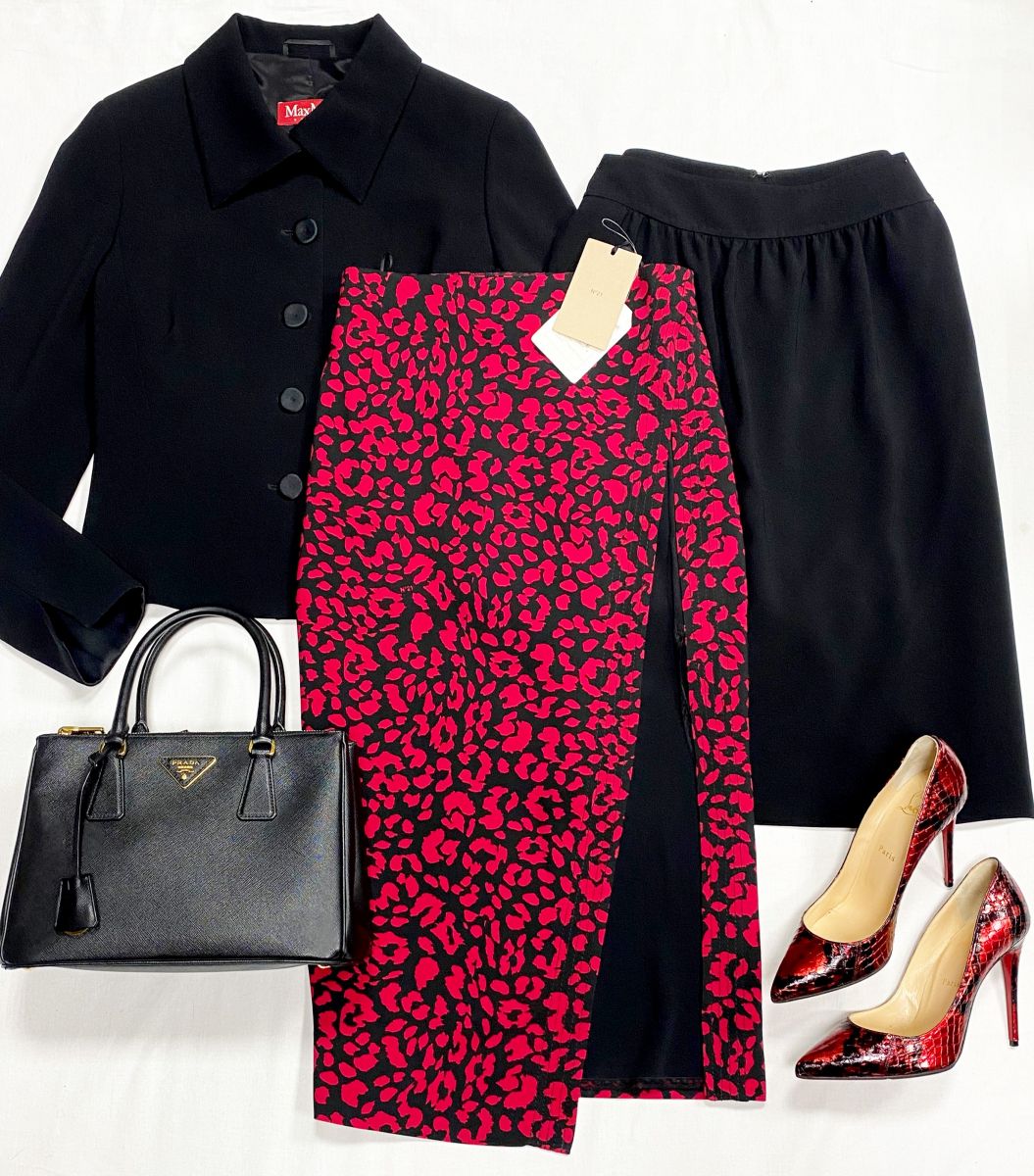 Костюм Max Mara размер 46 цена 15 655 рубЮбка N21 размер 42 цена 15 655 руб/ с биркой/Туфли Louboutin размер 39.5 цена 39 138 рубСумка Prada