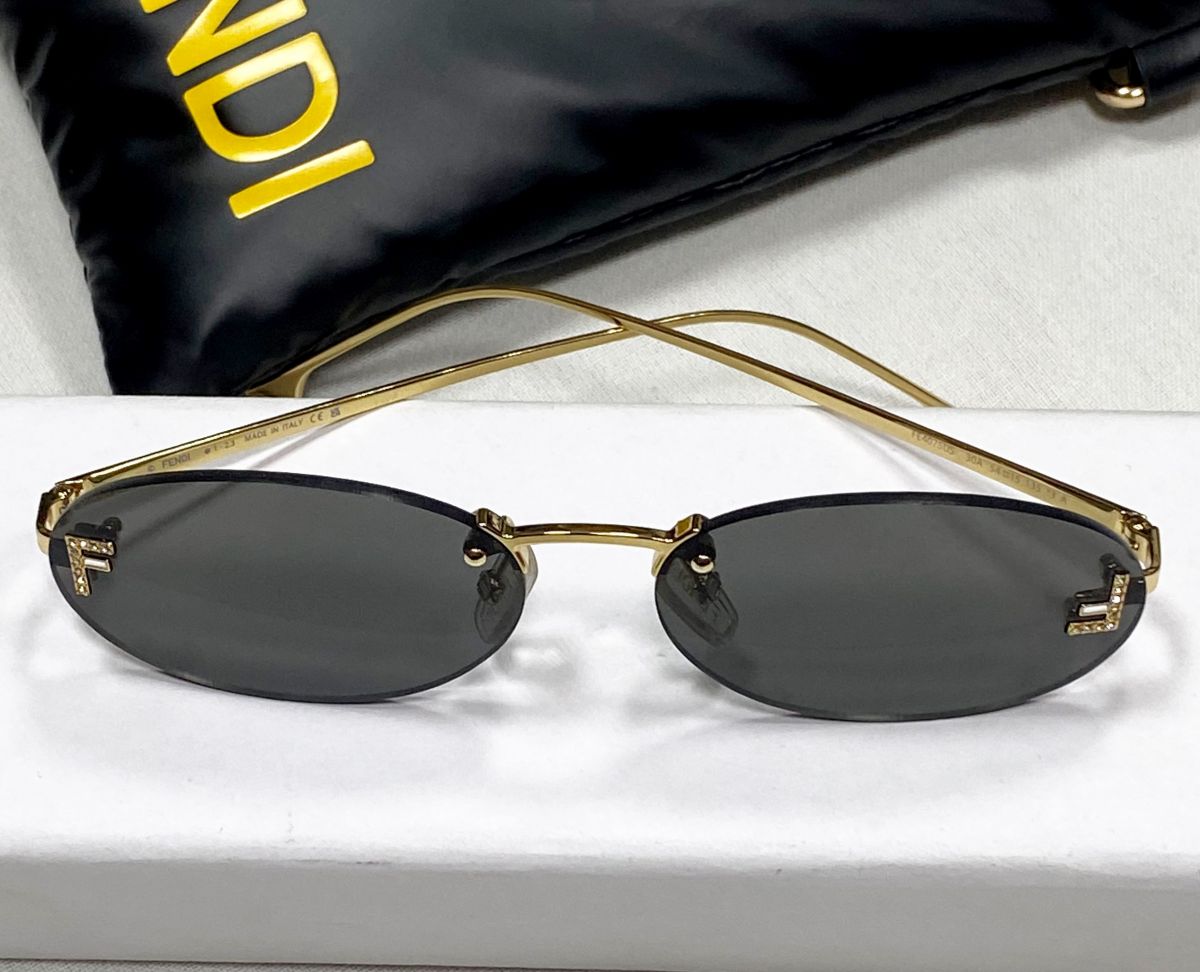 Очки Fendi цена 31 310 руб 