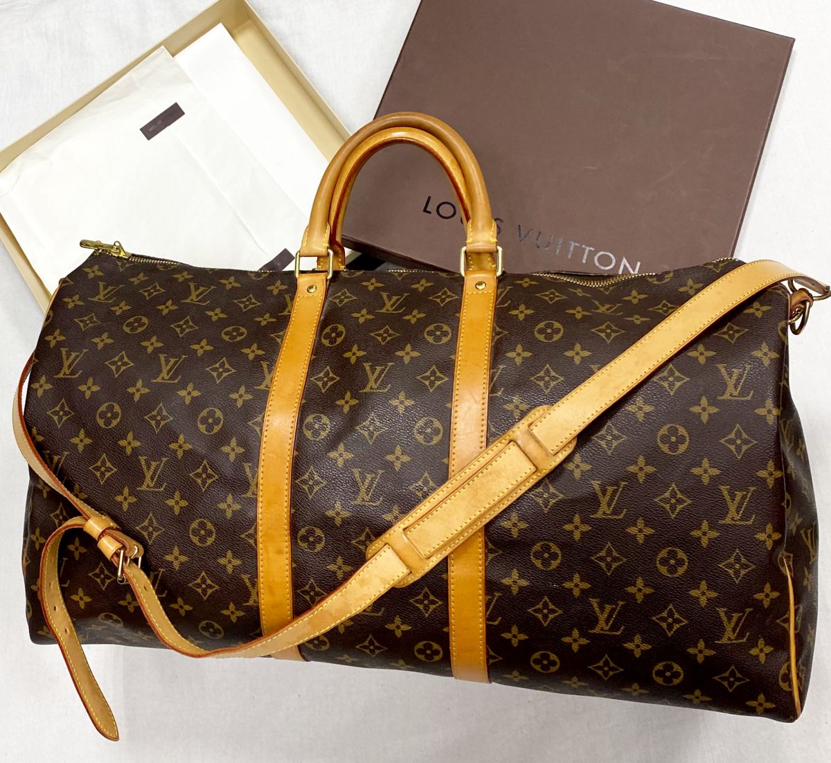 Сумка Louis Vuitton размер 50/30 цена 62 620 руб
