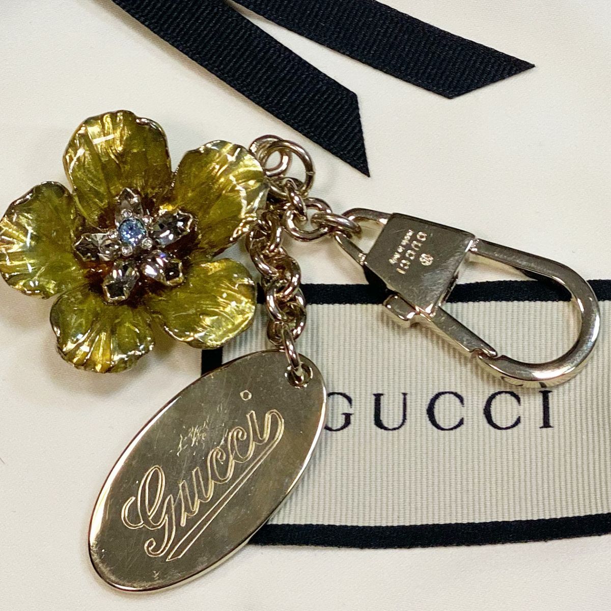 Брелок Gucci цена 4 616 руб 