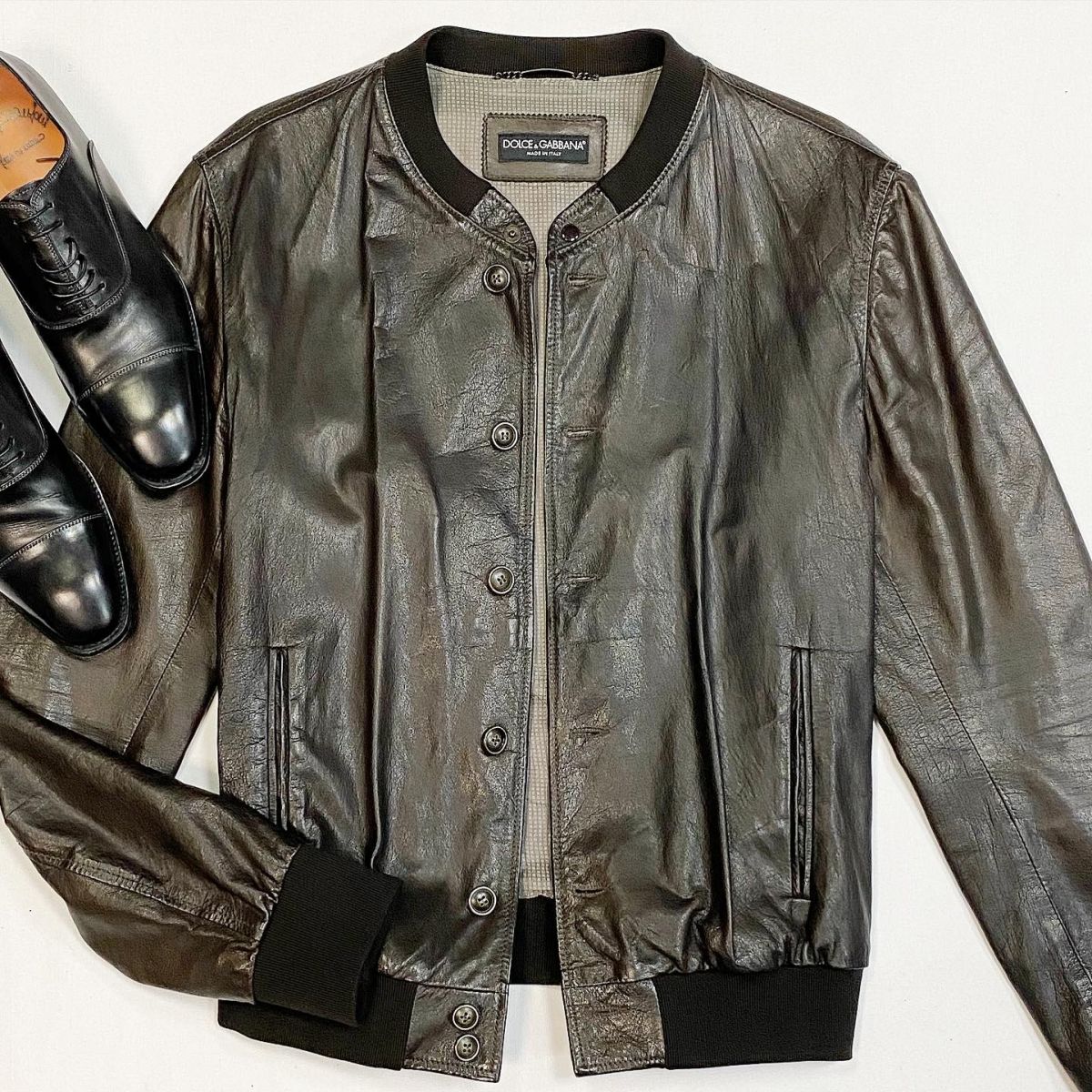 #mechtamen Куртка/кожа/ Dolce Gabbana размер 54 цена 46 155 рубТуфли Santoni размер 44 цена 12 308 руб