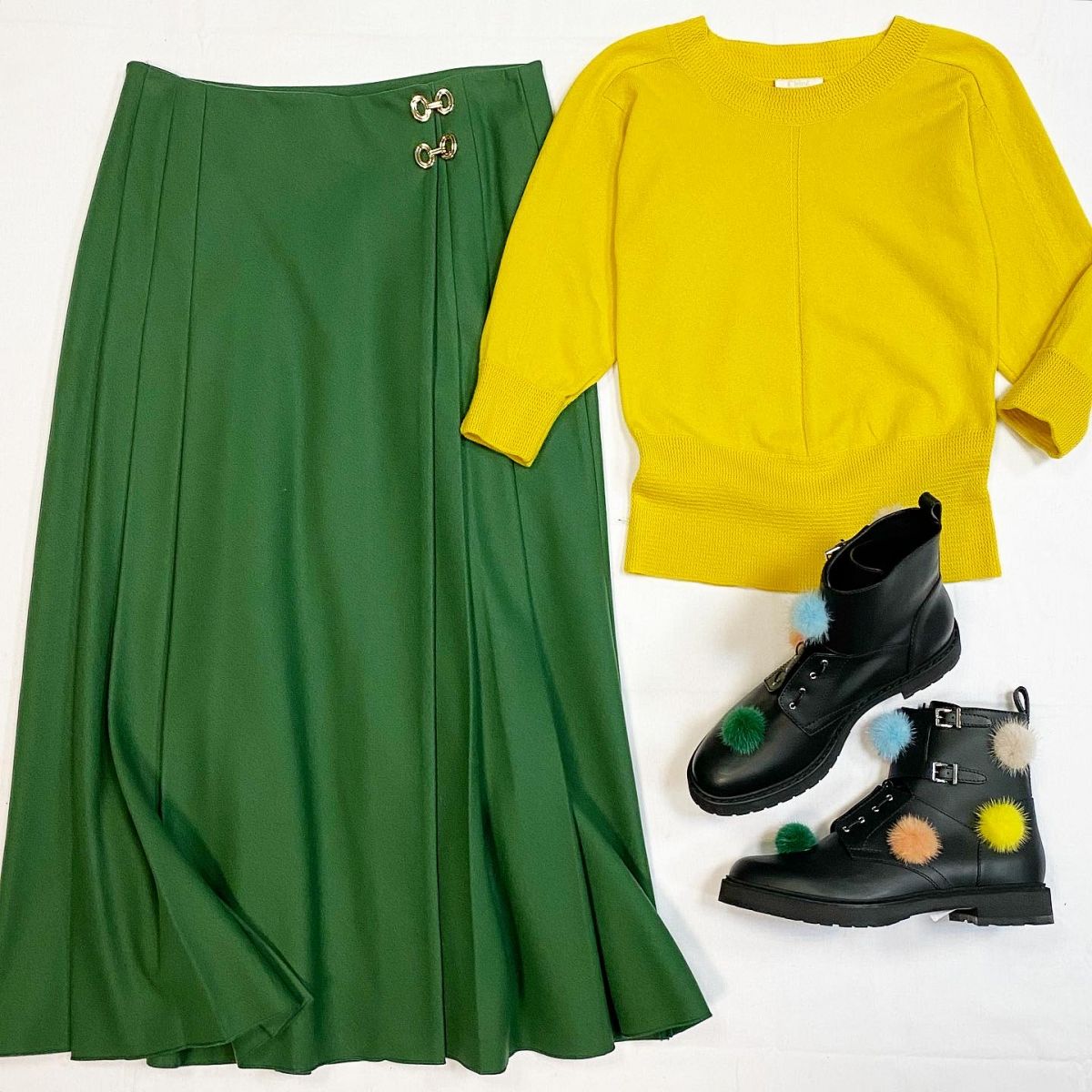 Юбка Alberta Ferretti размер 48 цена 30 770 руб Кофта Chloè размер S цена 6 154 руб Ботинки Fendi размер 41.5 цена 30 770 руб