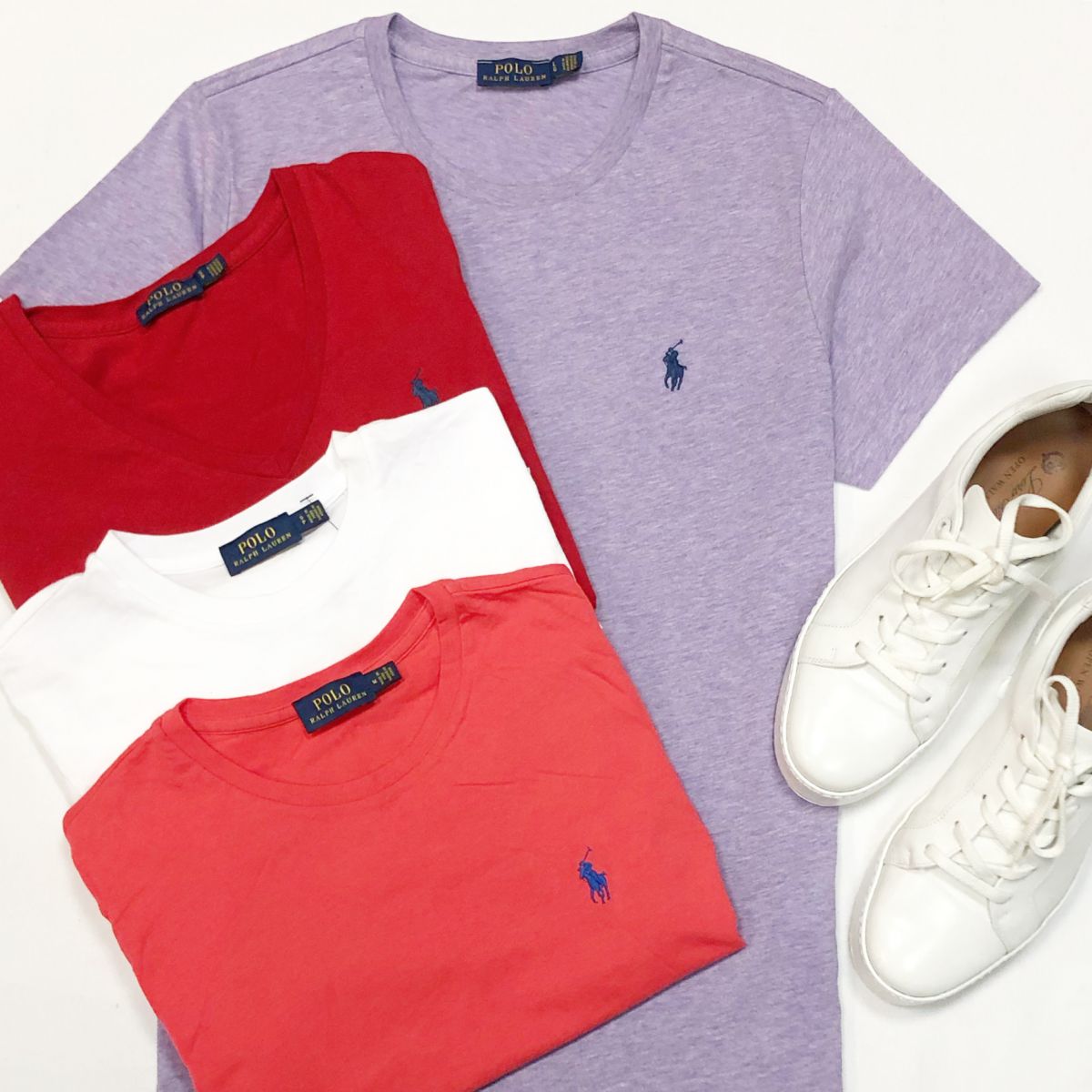 Футболки Ralph Lauren размер S/M цена от 2 308 руб до 3 077 рубКеды Loro Piana размер 39 цена 15 385 руб