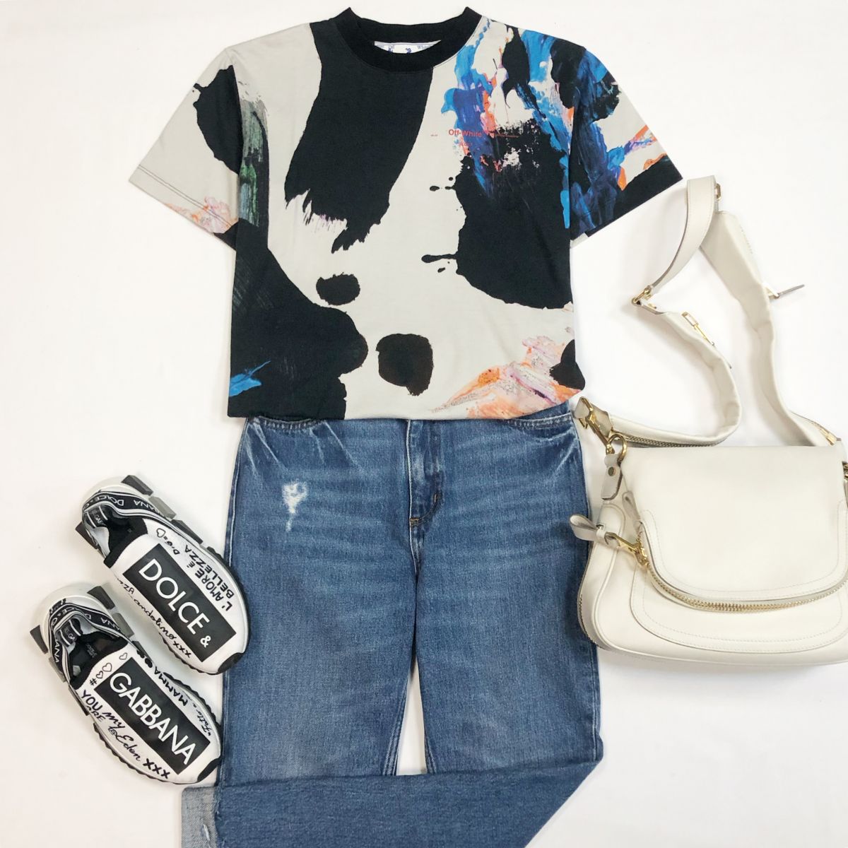 Футболка Off White размер 40 цена 10 770 рубДжинсы Sandro размер 36 цена 4 616 рубКроссовки Dolce Gabbana размер 38 цена 18 462 рубСумка Tom Ford