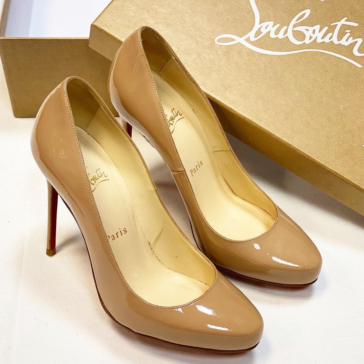 Туфли Louboutin размер 38 цена 15 385 руб 