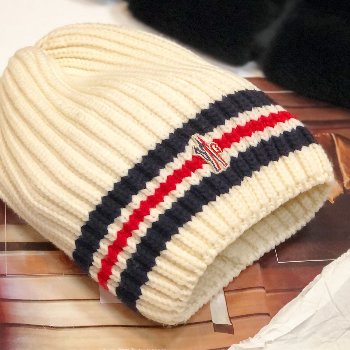 Шапка Moncler  one size цена 7 693 руб 