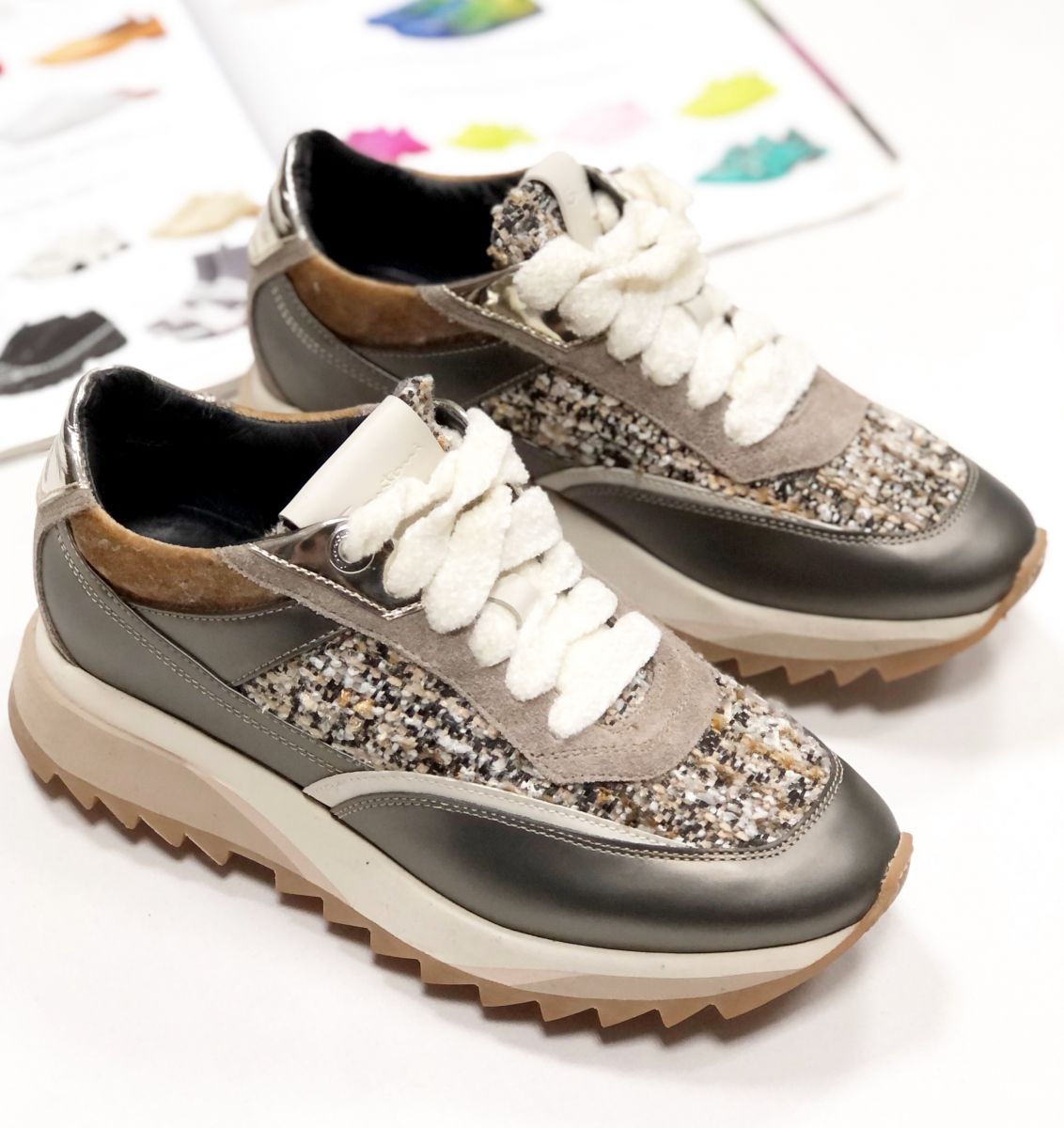 Кроссовки Santoni размер 37.5 цена 23 078 руб
