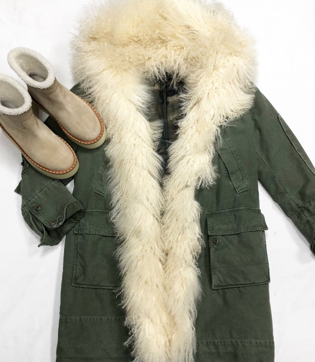 Парка ERMANNO Scervino размер 44 цена 46 965 руб
Ботинки Prada размер 38 цена 78 275 руб