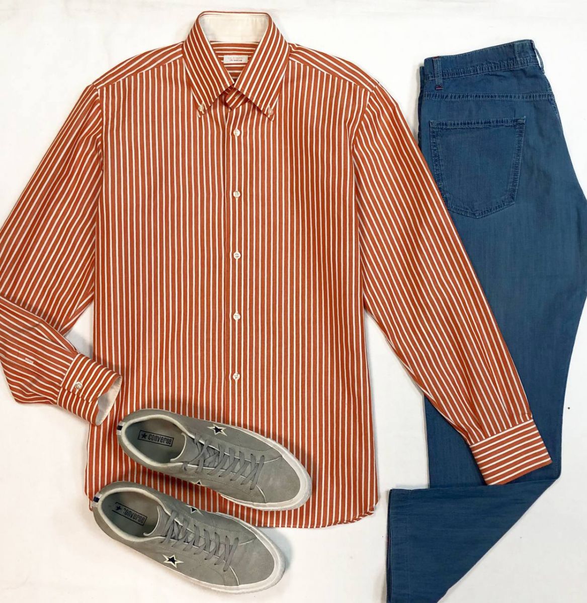 #mechtamen Рубашка размер M цена 4 616 руб
Джинсы Kiton размер 31 цена 7 693 руб
Кеды Converse  45 цена 3 077 руб