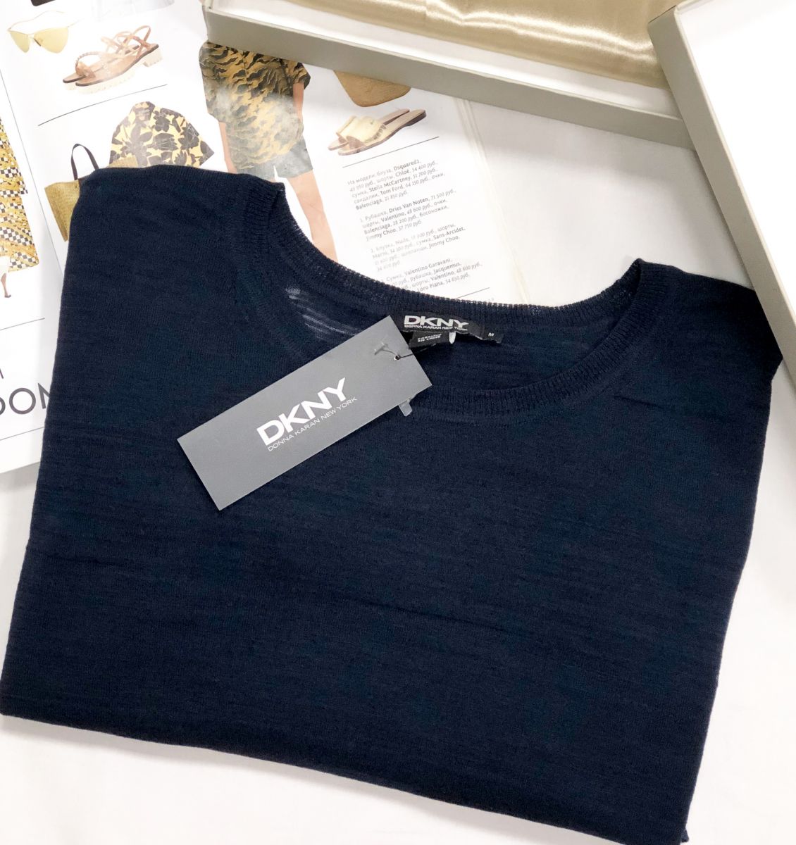Кофта  DKNY  размер M цена 7 828 руб/с биркой/