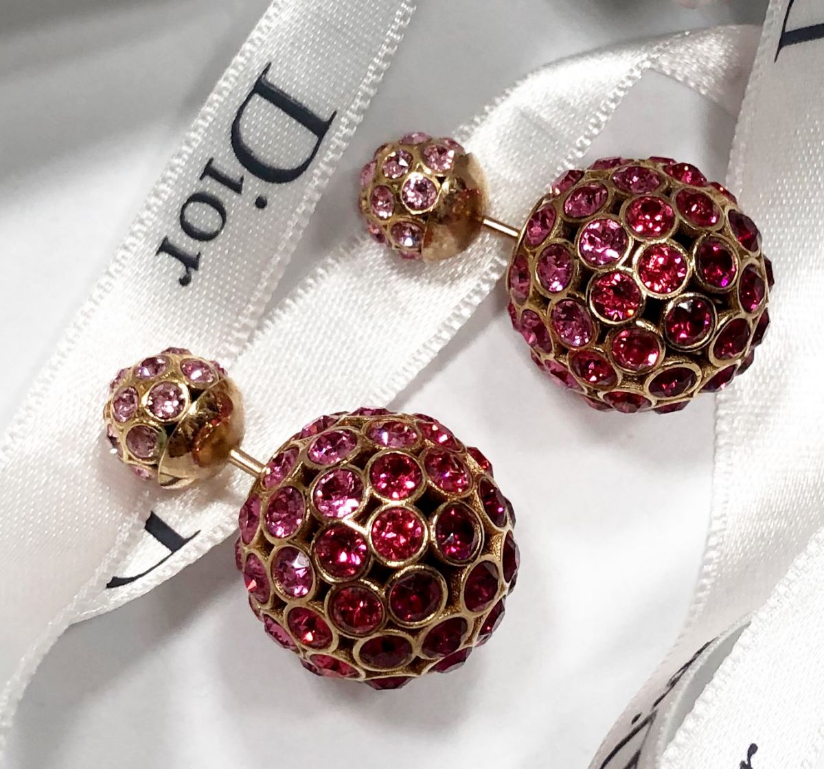 Пусеты/ камни/ Dior цена 15 655 руб 