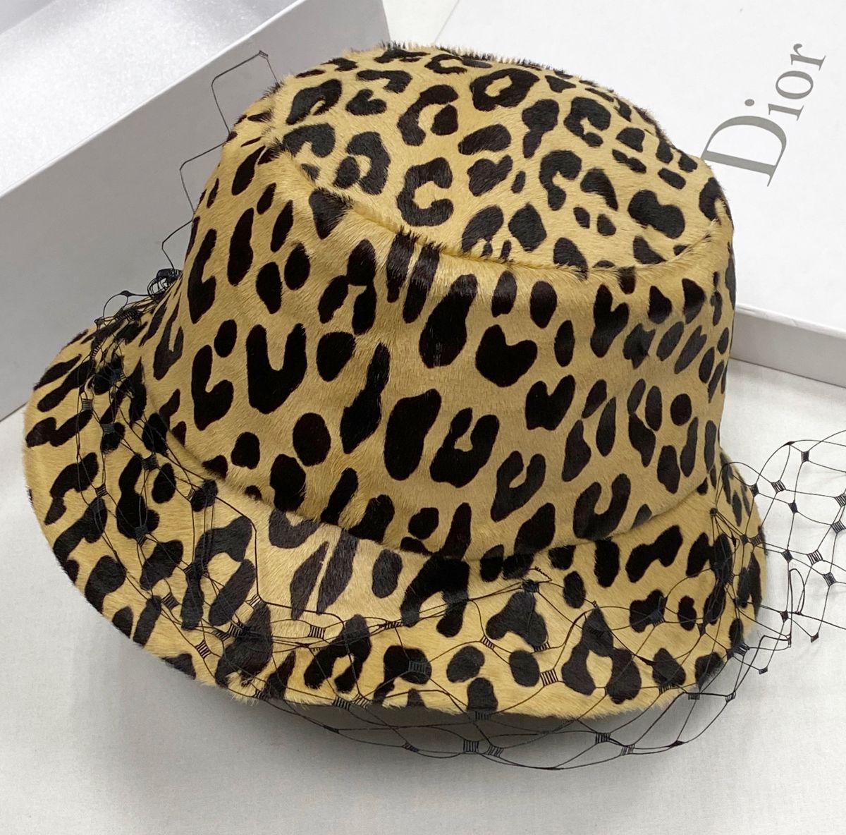 Шляпа Christian Dior размер 58 цена 31 310 руб

