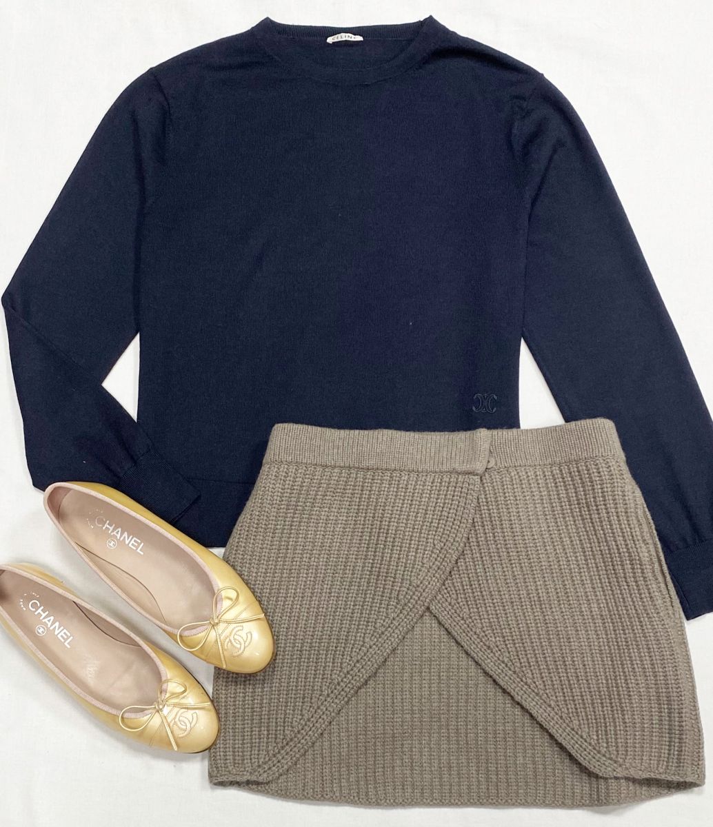 Кофта Celine размер XS цена 4 697 руб
Юбка Ereda размер 42 цена 4 697 руб
Балетки Chanel размер 37.5 цена 15 655 руб