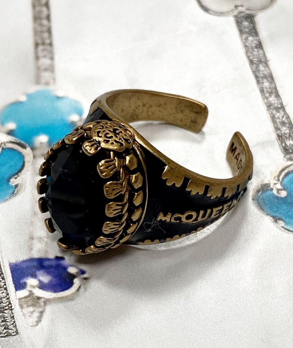 Кольцо Alexander McQueen цена 4 697 руб