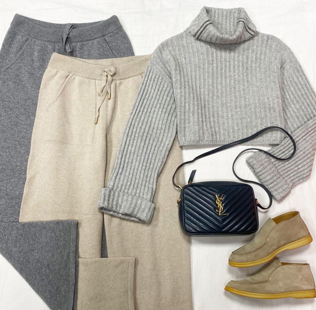 Брюки / кашемир / Must размер 50-52 цена по 23 483 руб 
Свитер / кашемир / отделка монили / Brunello Cucinelli размер S цена 23 483 руб 
Лоферы Loro Piana размер 39 цена 46 965 руб 
Сумка Saint Laurent