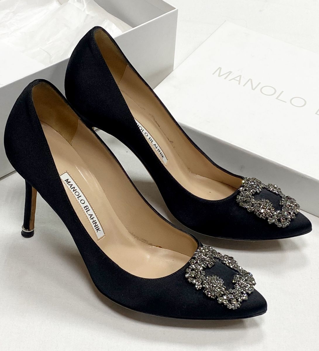 Туфли /камни/ Manolo Blahnik размер 38.5 цена 39 138 руб