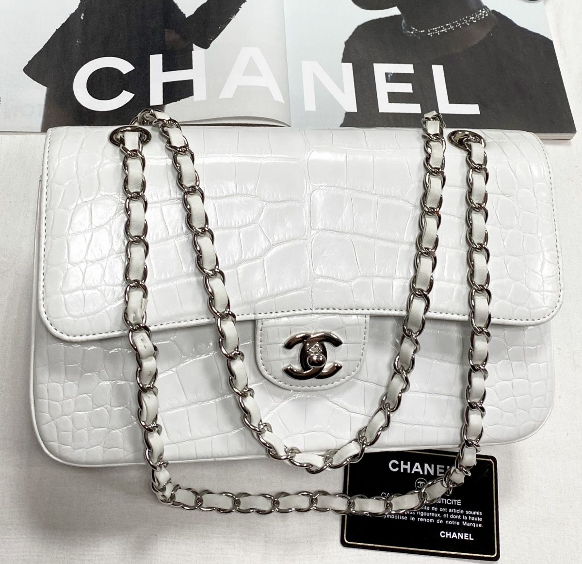 Сумка / крокодил / Chanel размер 25/15 цена 939 300 руб / карточка /
