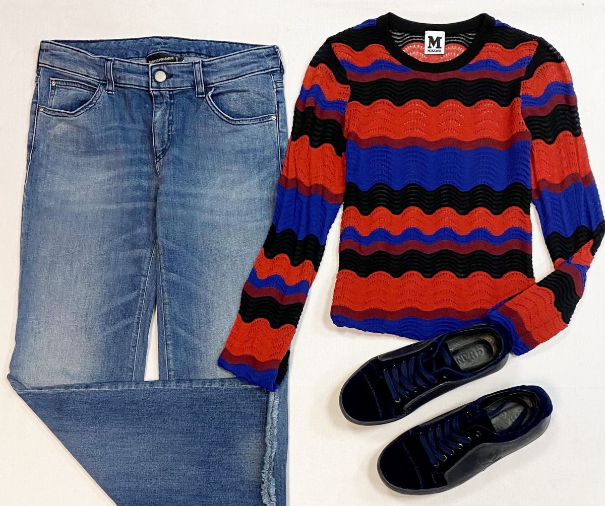 Кофта Missoni размер 38 цена 4 616 руб
Джинсы Armani размер 28 цена 3 077 руб
Кеды Chanel размер 38 цена 18 462 руб 
