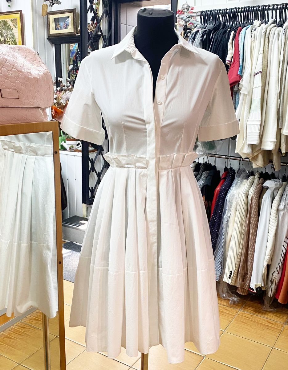 Платье Alexander McQueen размер 38 цена 18 786 рубПлатье Jil Sander размер 38 цена 10 959 рубПлатье Burberry размер 36 цена 18 786 руб
