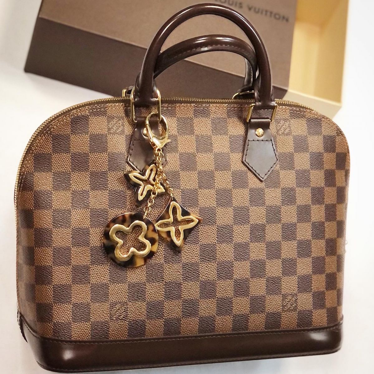 Сумка Louis Vuitton  размер 35/25 цена 38 463 руб 