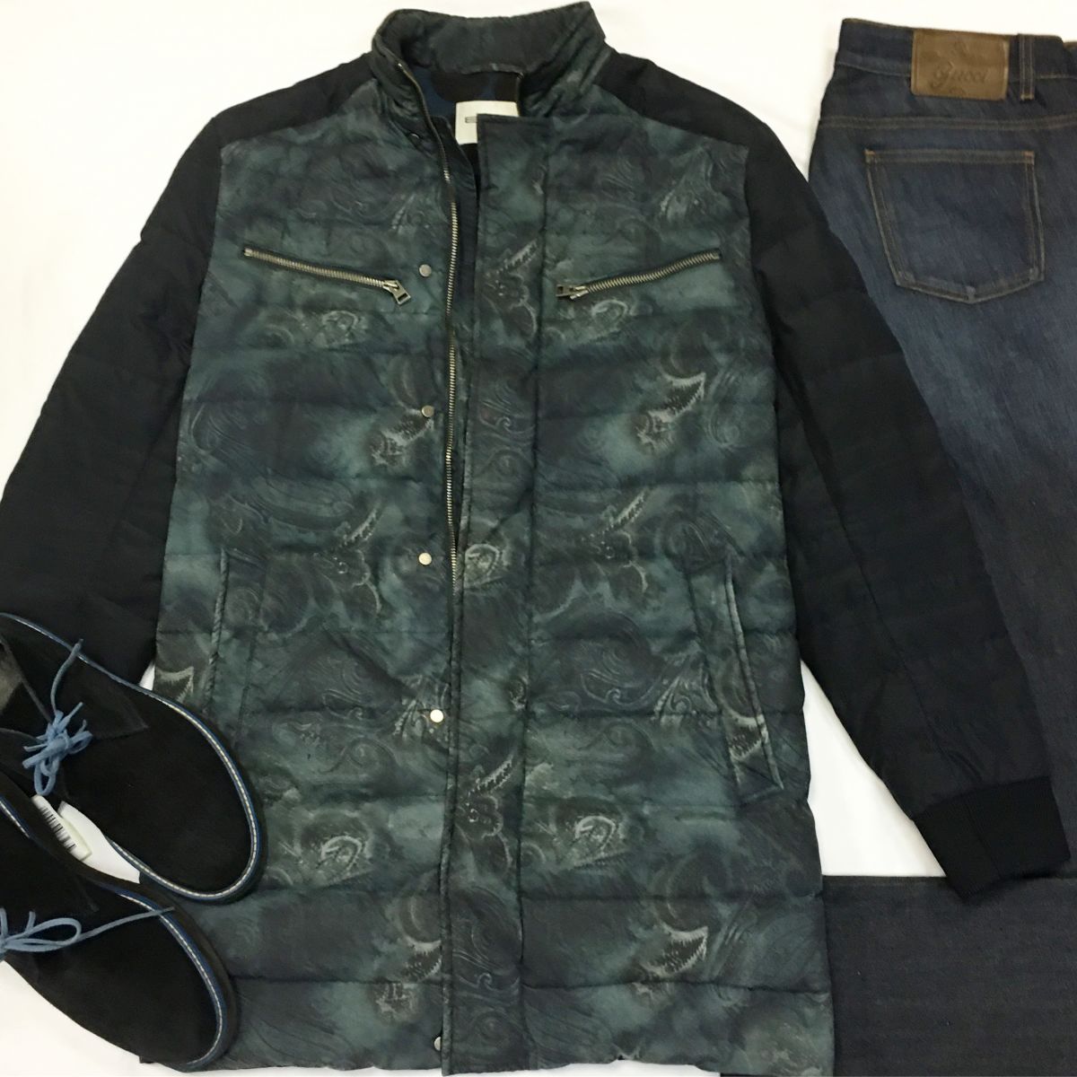 Куртка Etro размер M цена 20 000 руб Джинсы Gucci размер 48 цена 7 693 руб Ботинки Baldinini размер 43 цена 7 693 руб