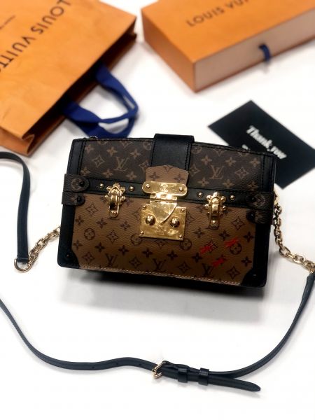 Сумочка LOUIS VUITTON 