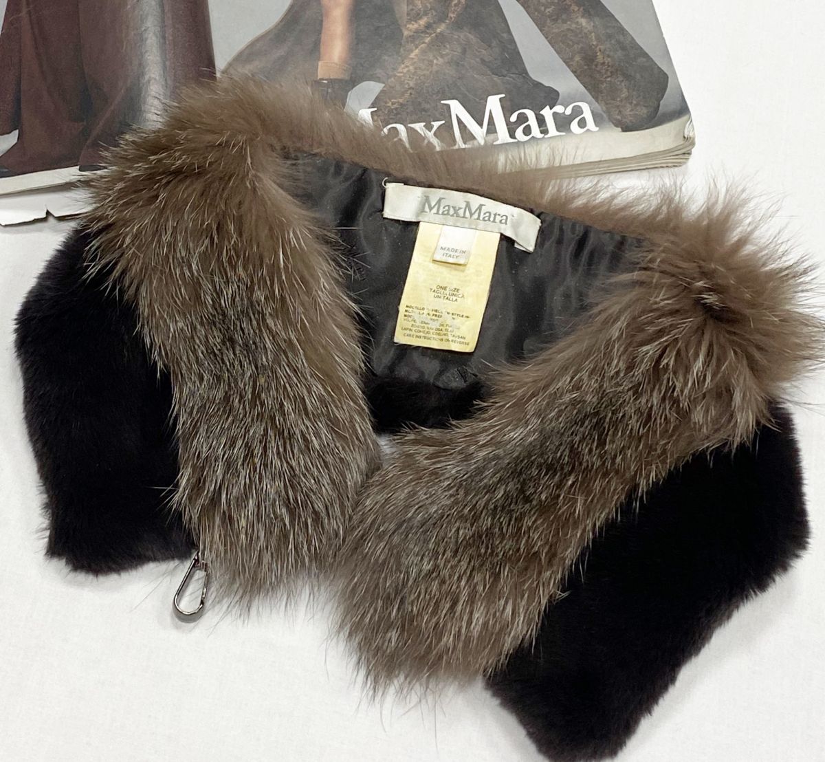 Воротник Max Mara цена 9 393 руб
