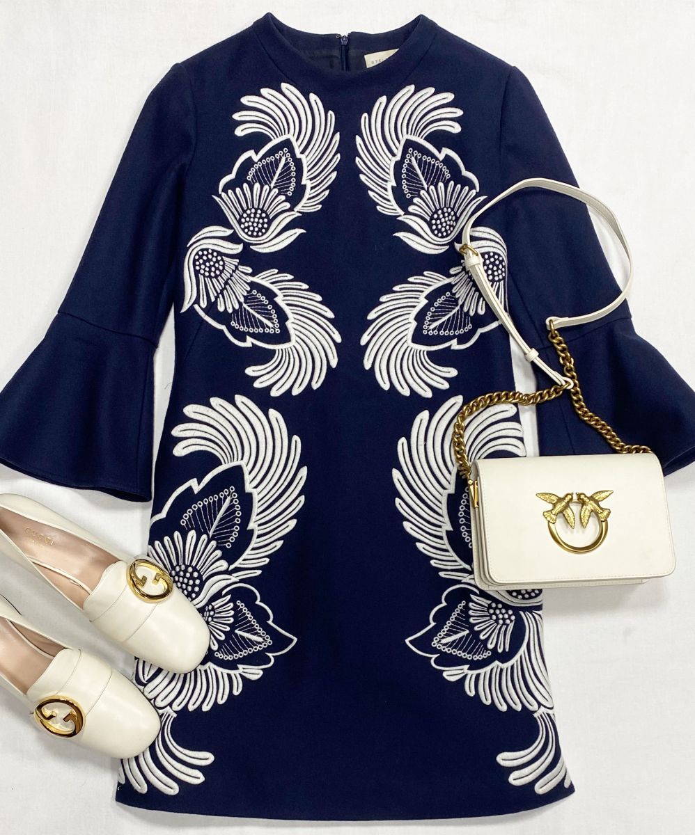 Платье Stella McCartney размер 36 цена 15 655 руб
Туфли Gucci размер 38.5 цена 39 138 руб
Сумка Pinko 