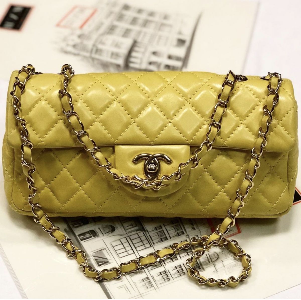 Сумочка Chanel размер  12x25 цена 61 549 руб