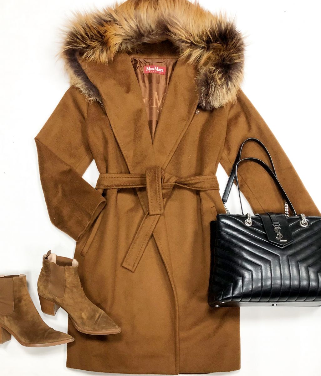 Пальто Max Mara размер 42 цена 46 923 руб
Ботинки Gianvito Rossi размер 38.5 цена 23 462 руб
Сумка Saint Laurent