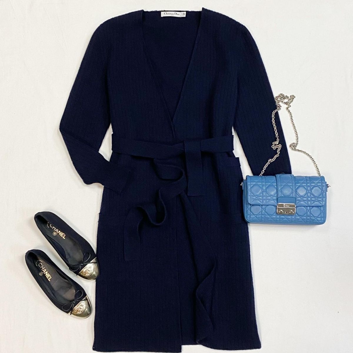 Кардиган Dior размер 34 цена 23 078 рубБалетки Chanel размер 35 цена 23 078 рубСумка Dior