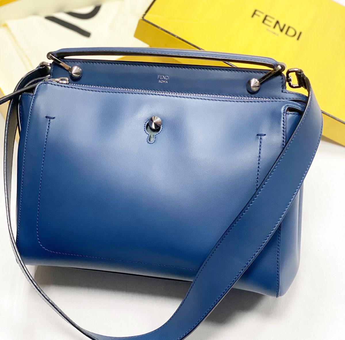 Сумка Fendi размер 30/25 цена 61 540 руб
