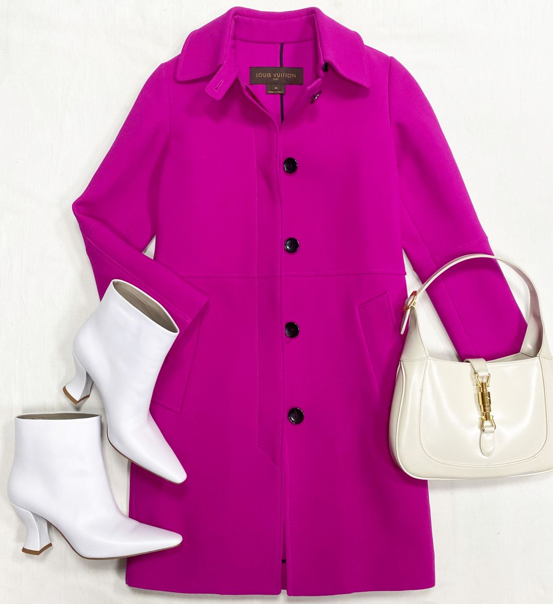 Пальто Louis Vuitton размер 34 цена 31 310 руб Ботильоны Bottega Veneta размер 40 цена 46 965 руб Сумка Gucci