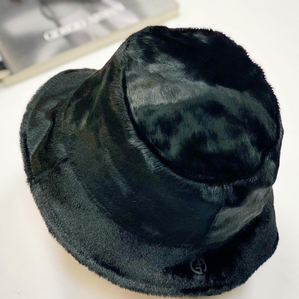 Шляпа / мех / Giorgio Armani размер 54 цена 12 308 руб  