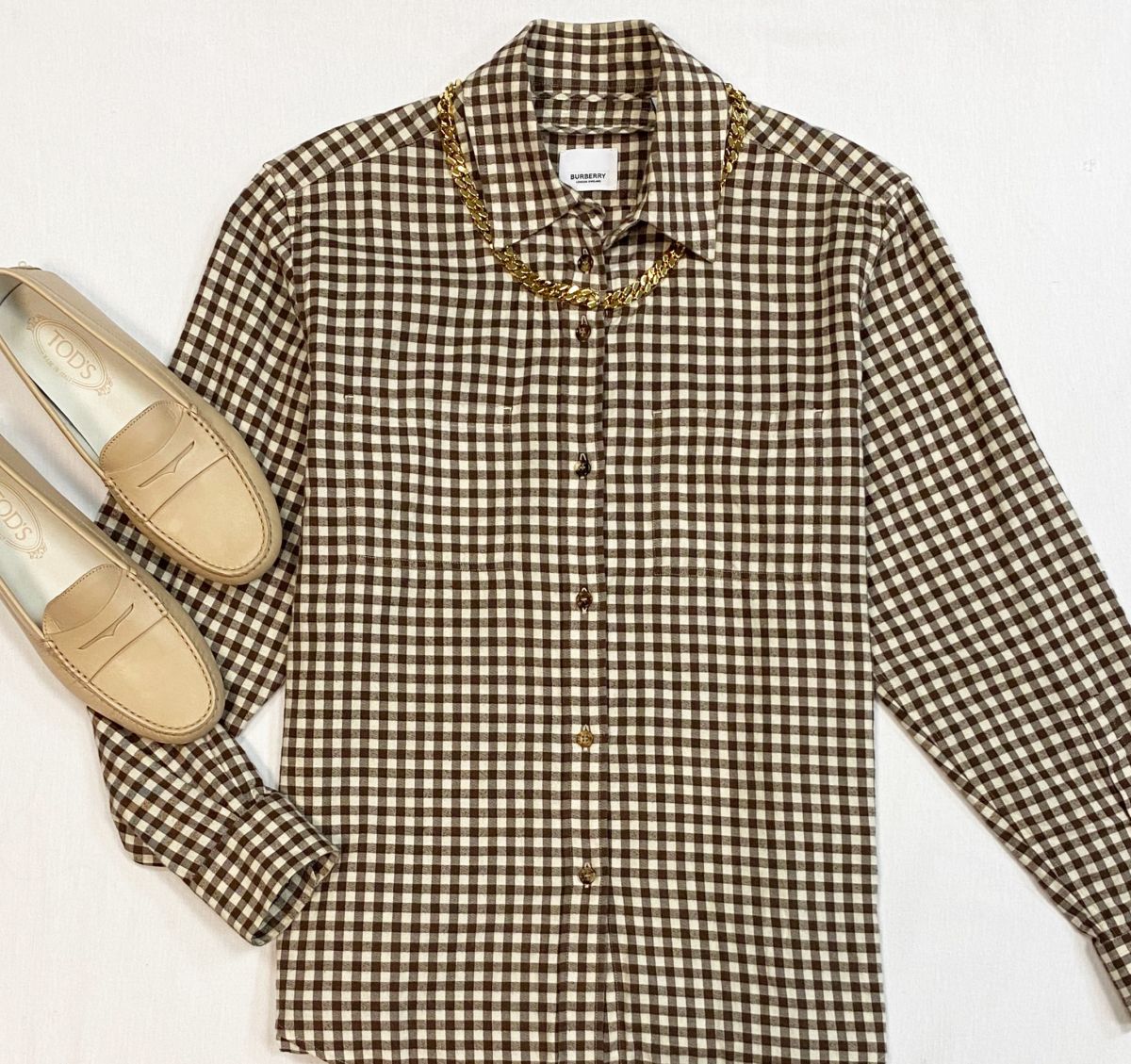 Рубашка Burberry размер 40 цена 12 308 руб
Мокасины Tods размер 39 цена 9 231 руб 