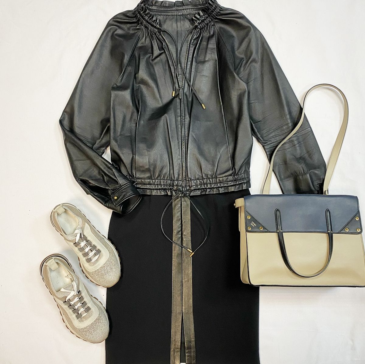 Куртка / кожа / Gucci размер 42 цена 23 078 рубЮбка / отделка кожи / YSL размер 36 цена 13 847 рубКеды Brunello Cucinelli размер 38 цена 23 078 рубСумка Fendi