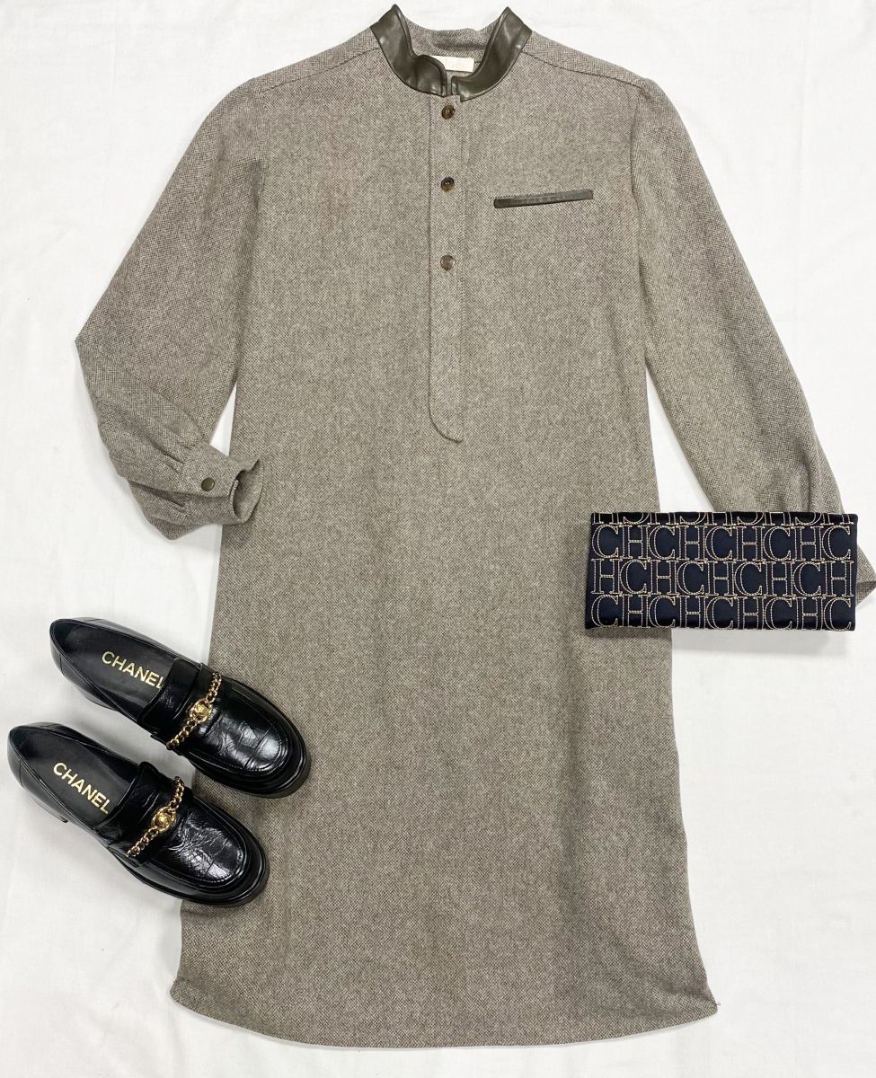 Платье Chloe размер 38 цена 31 310 руб
Лоферы Chanel размер 39 цена 109 585 руб
Клатч Carolina Herrerra 