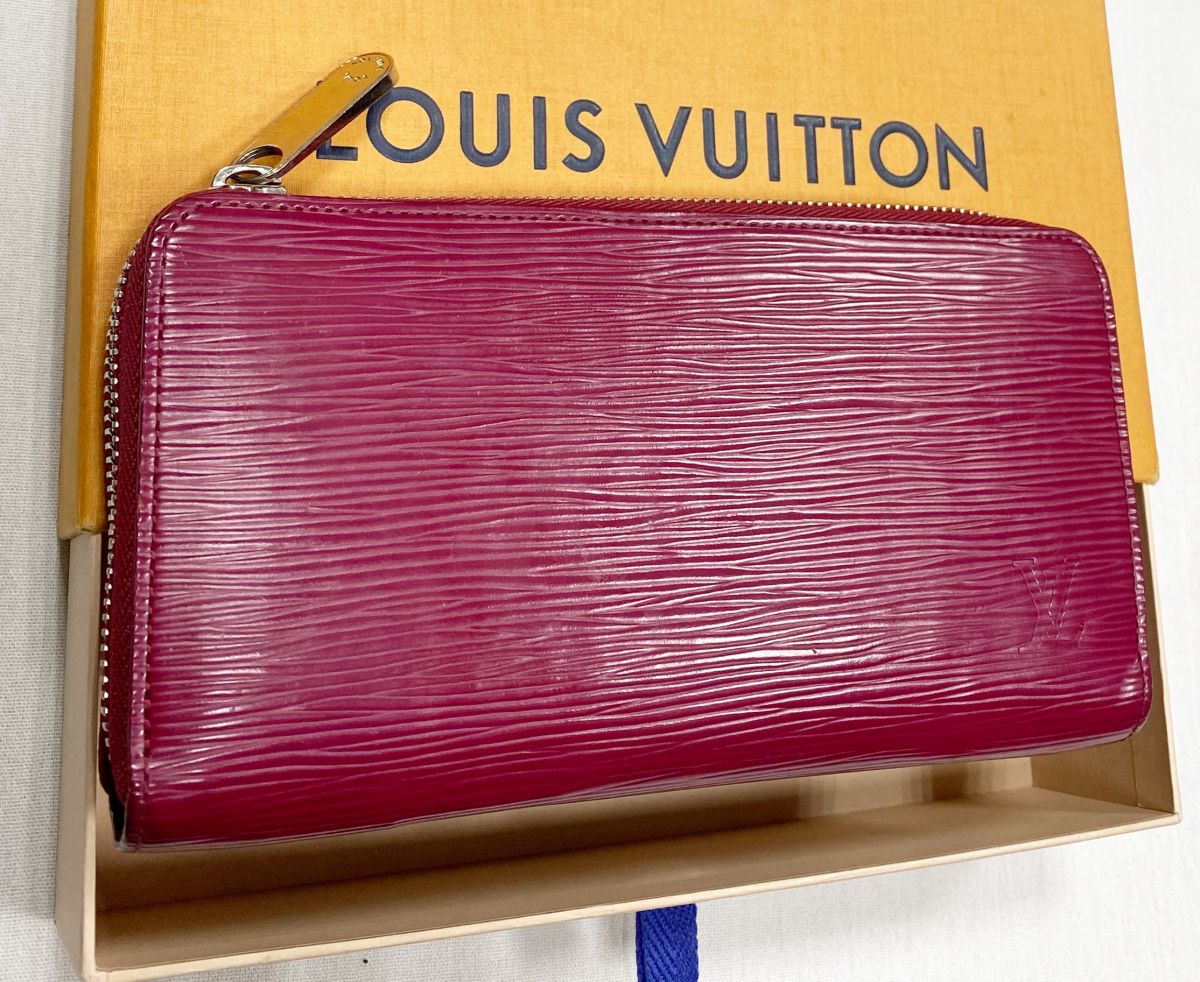 Портмоне Louis Vuitton цена 10 959 руб