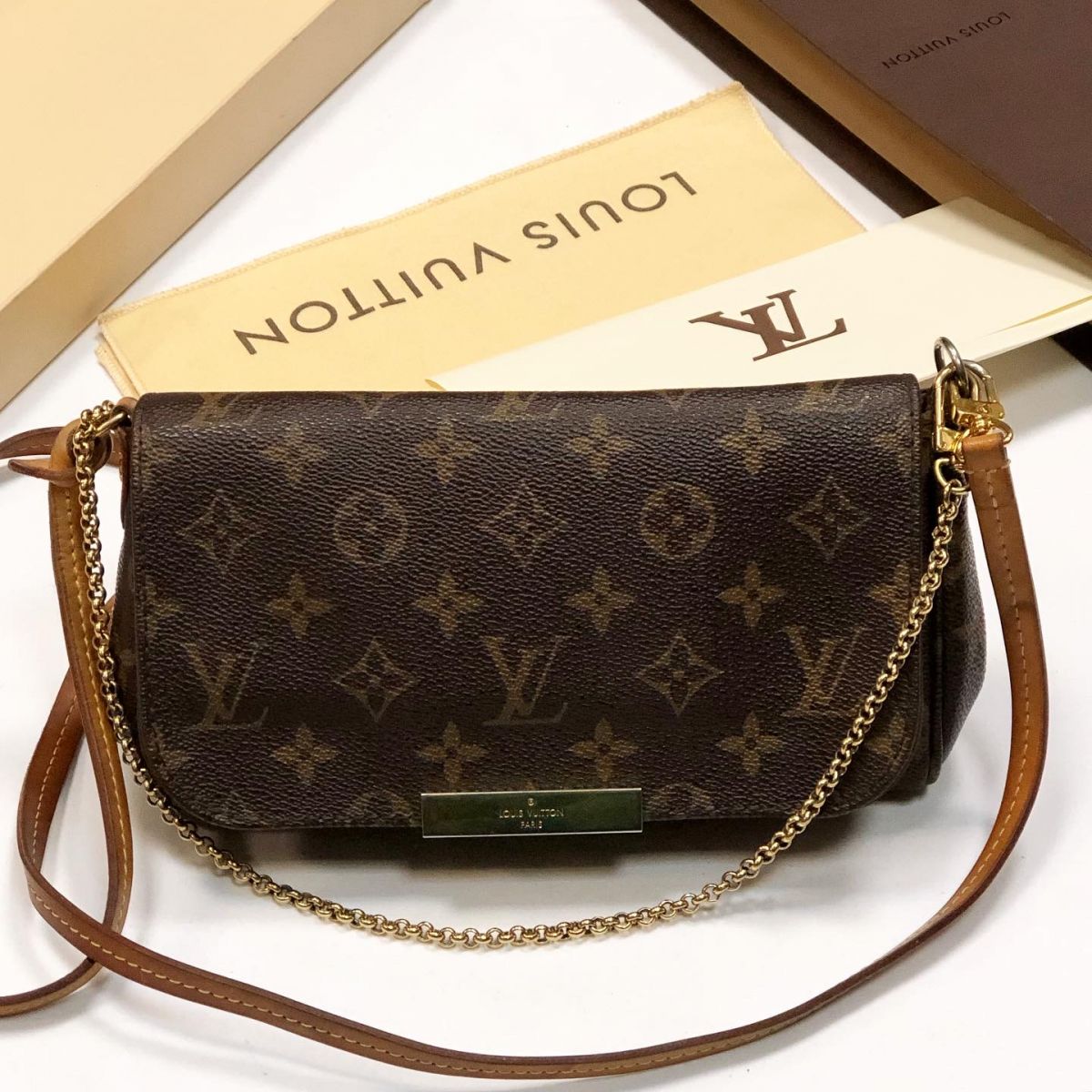 Сумка Louis Vuitton размер 22/13 цена 23 078 руб 