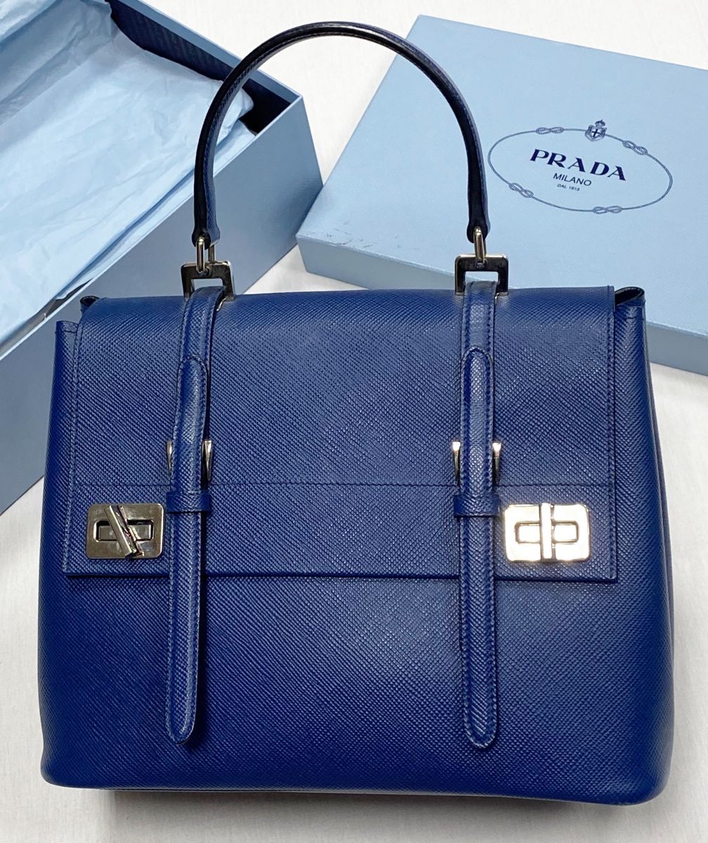 Сумка Prada размер 28/22 цена 31 310 руб