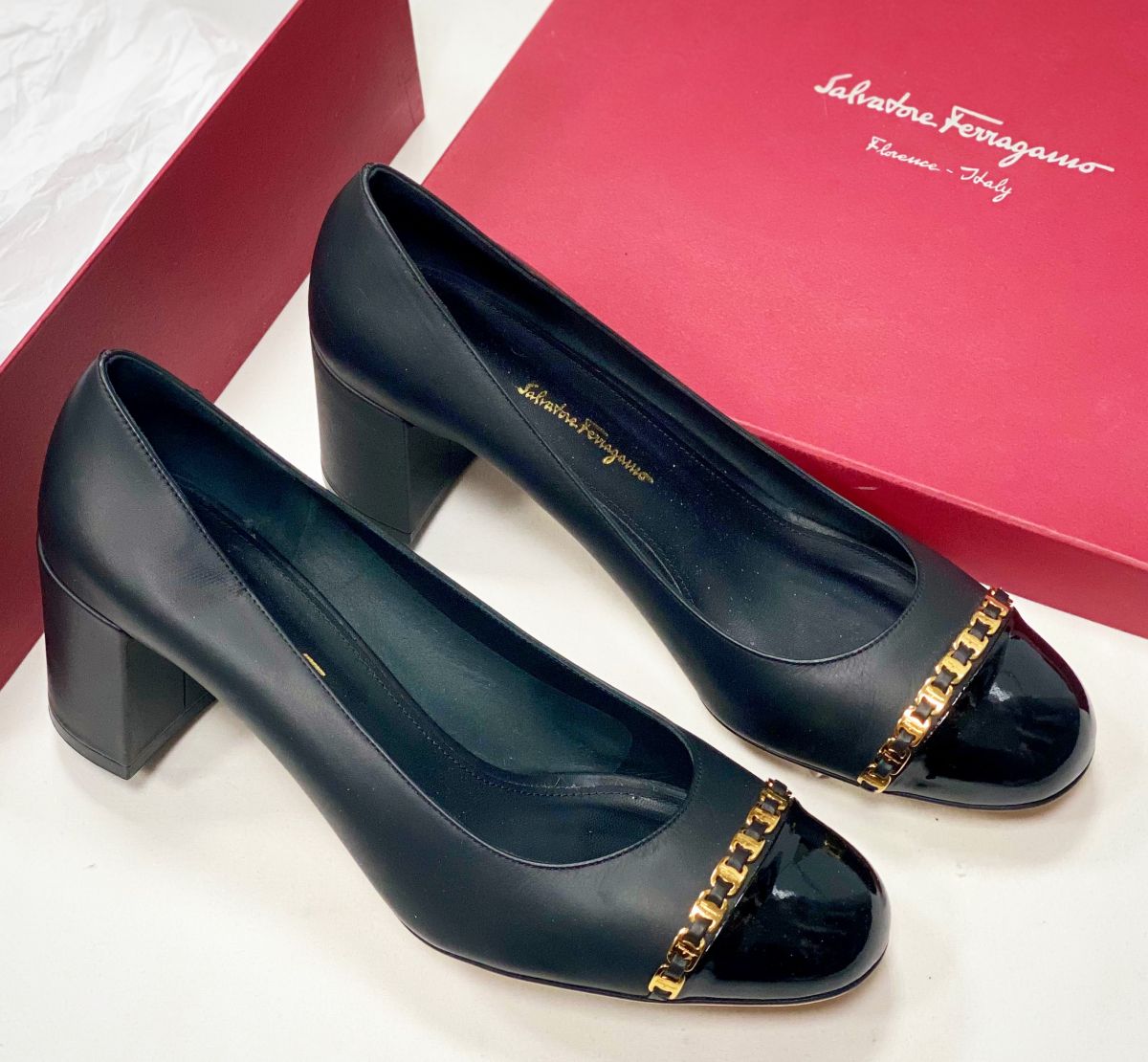 Туфли Salvatore Ferragamo размер 40.5 цена 15 655 руб