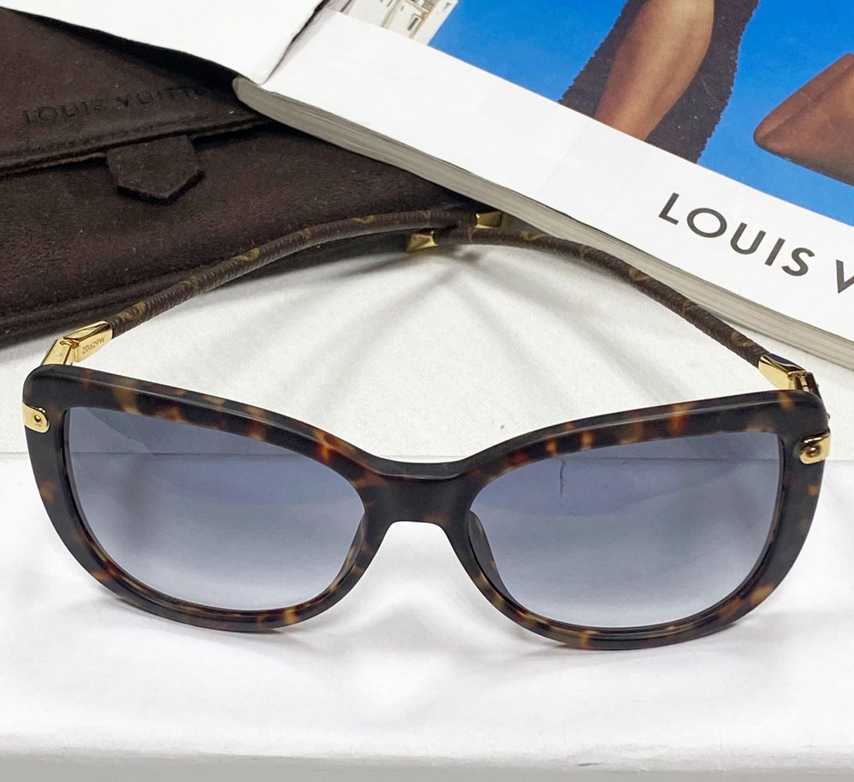 Очки Louis Vuitton цена 23 483 руб
