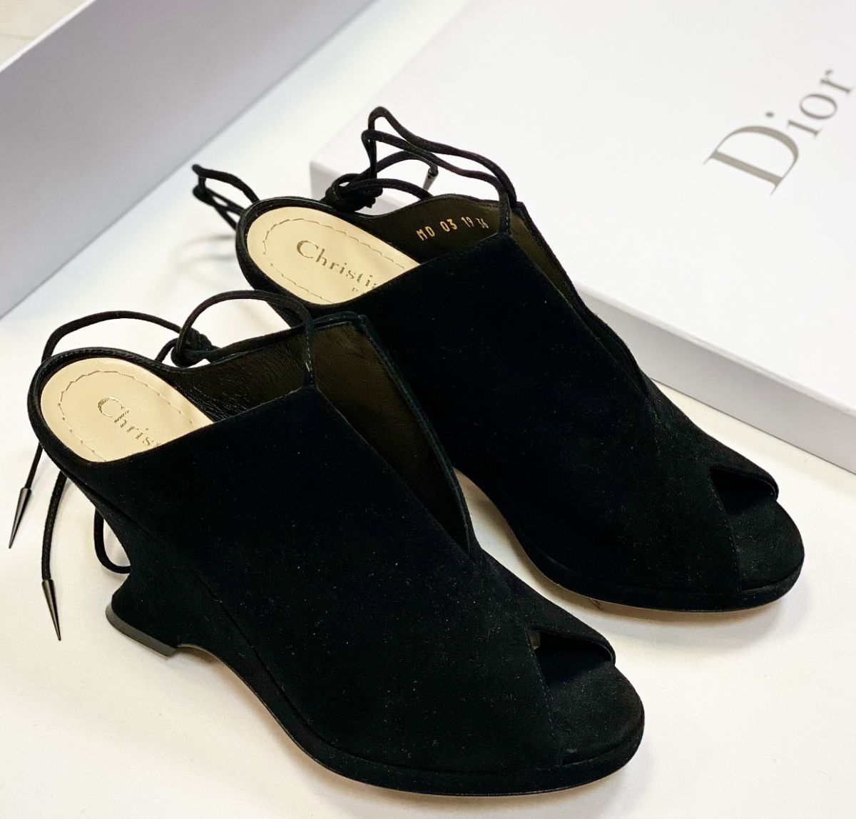 Сабо Christian Dior размер 36 цена 30 770 руб / новые / 